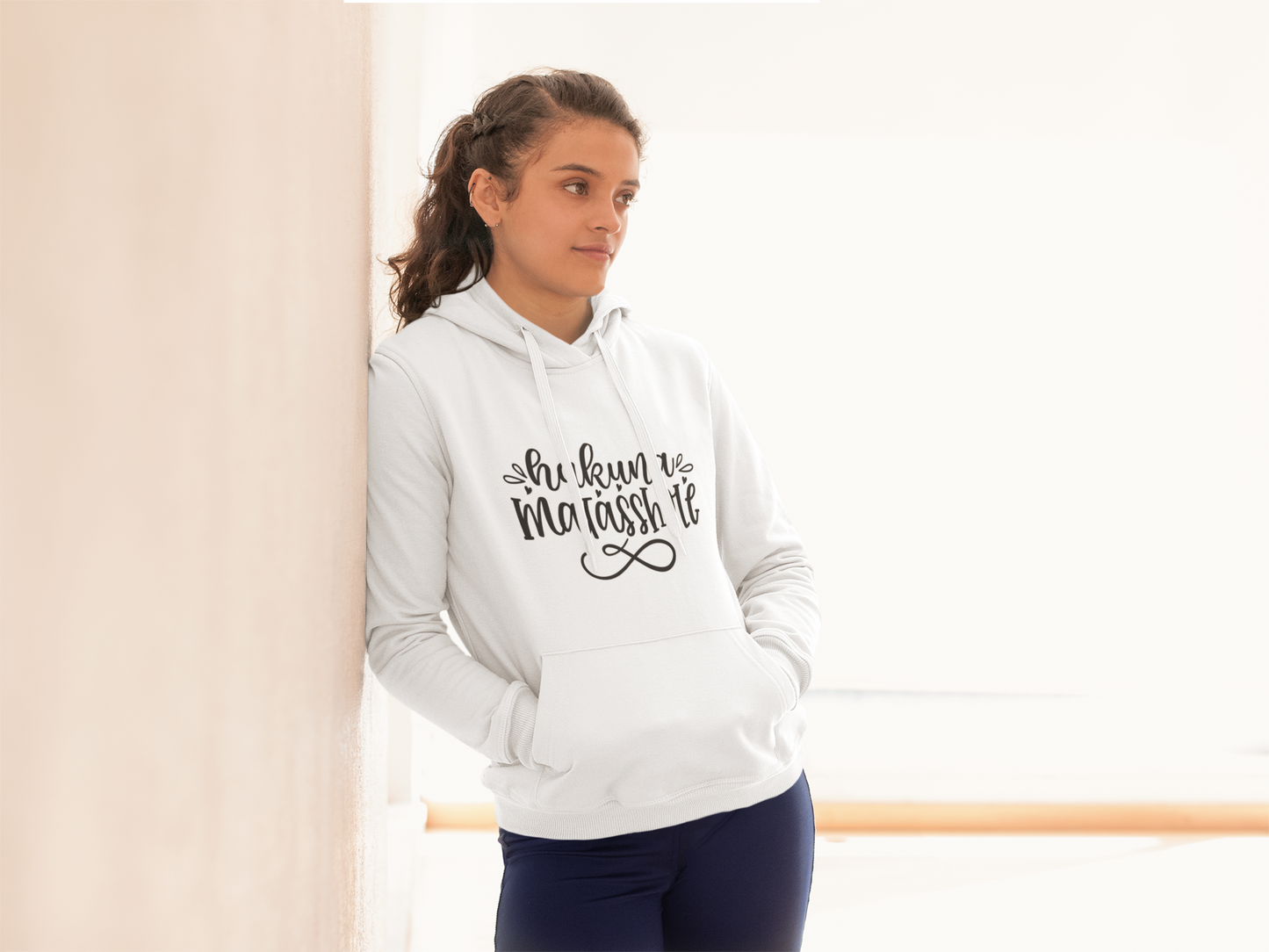 Hakuna Matasshole - Hoodie- The Ruthless Boys of the Zodiac - Aurora Academy - Caroline Peckham & Susanne Valenti Merchandise