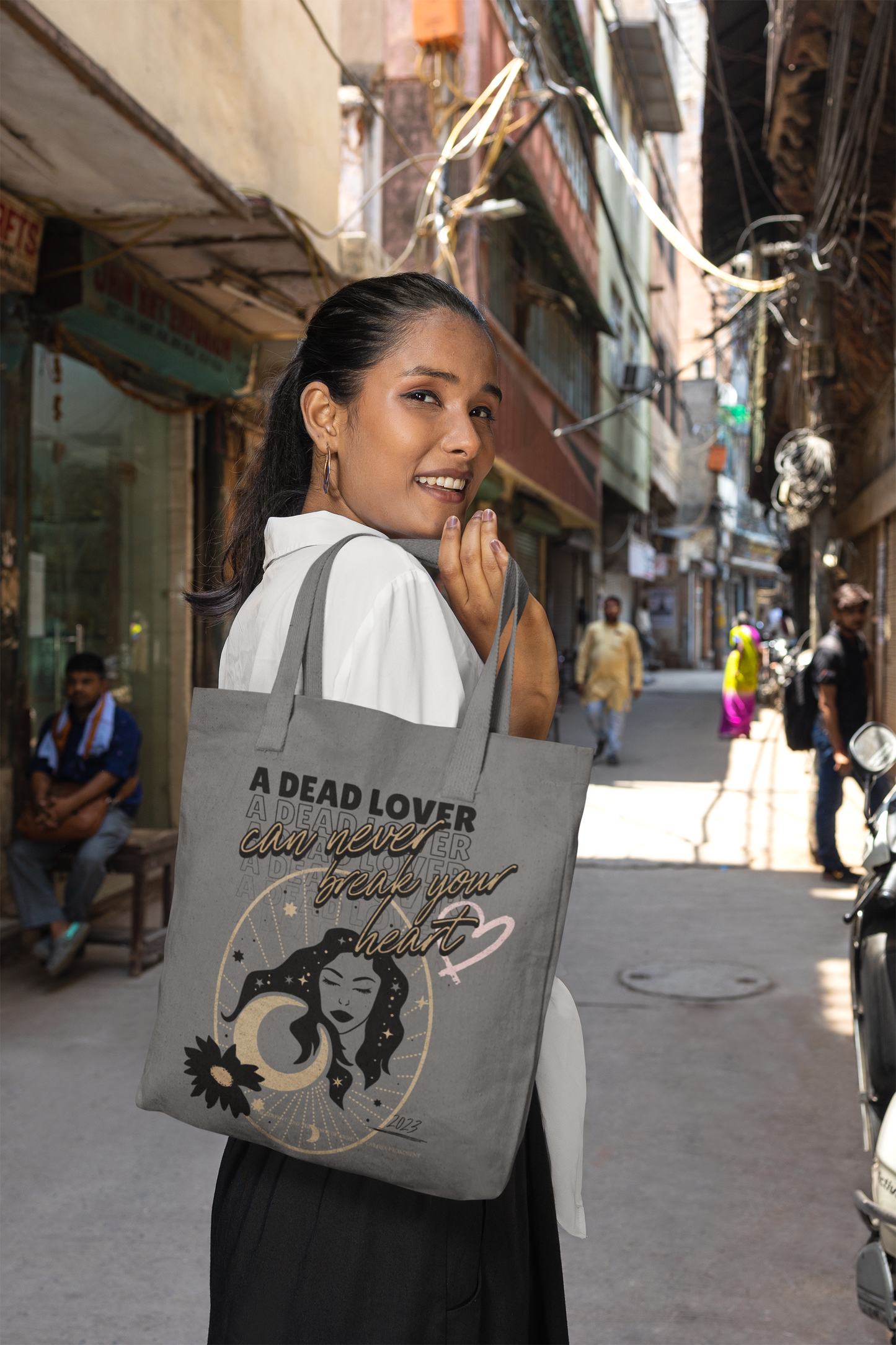 A Dead Lover Can Never Break Your Heart - Tote - Serpent and The Wings of Night - Carissa Broadbent - Officially Licensed