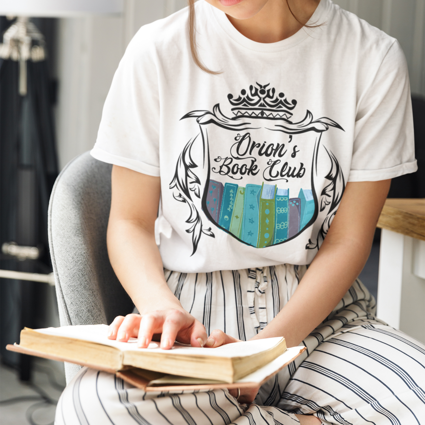 Orions Book Club - Orion - T-shirt -Zodiac Academy Merchandise