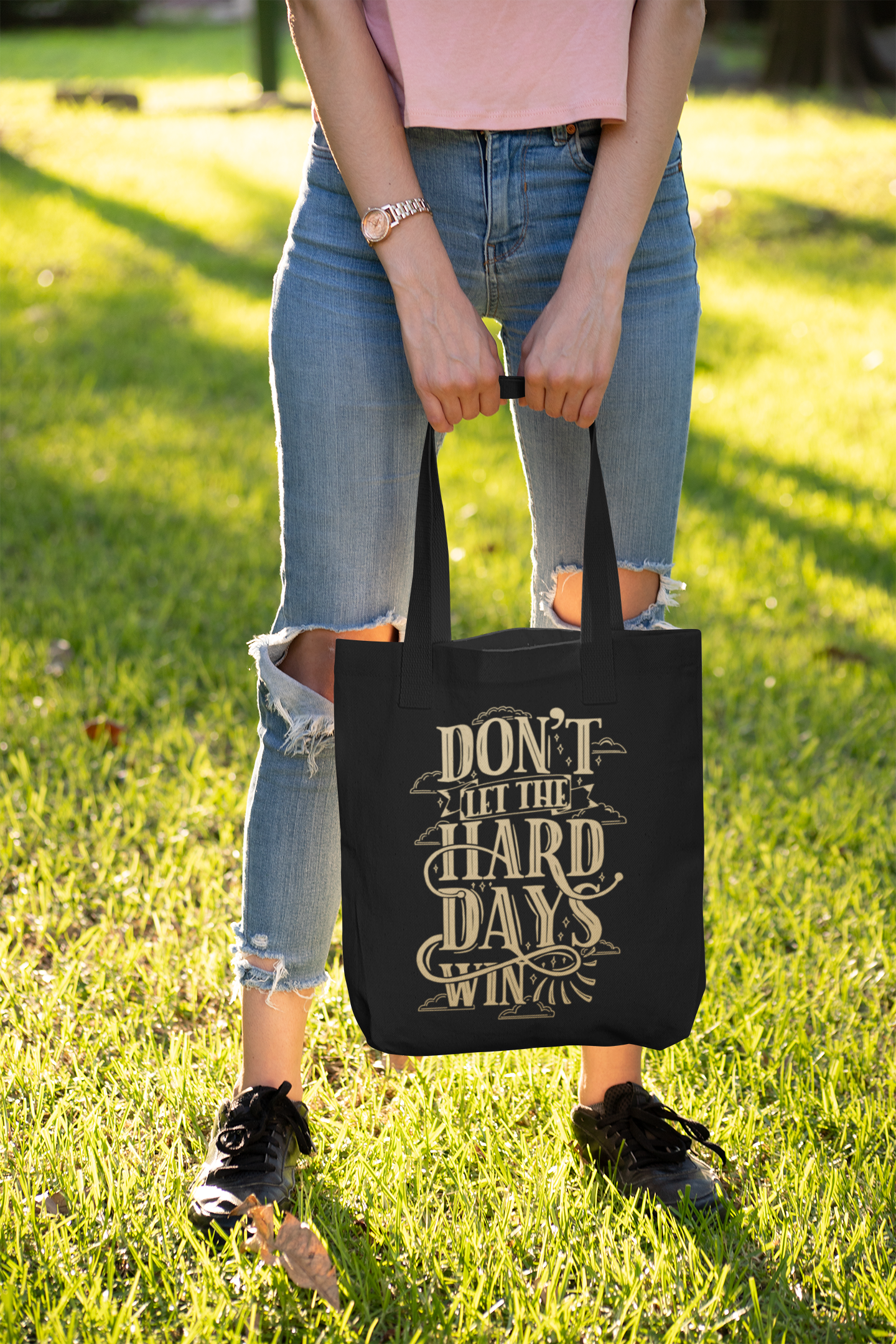 Dont Let the Hard Days Win - Tote - A Court of Mist and Fury Officially Licensed - Sarah J Maas