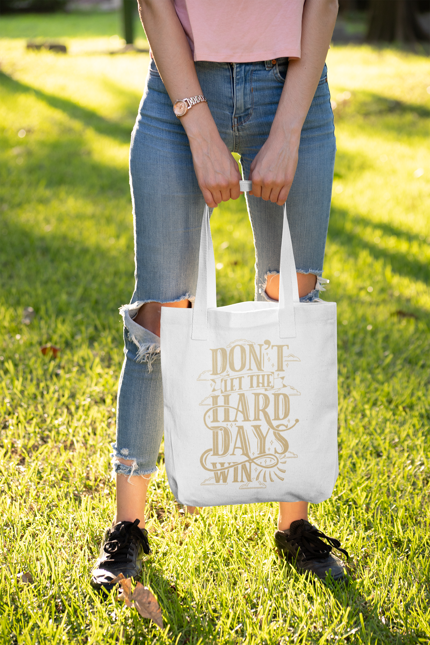 Dont Let the Hard Days Win - Tote - A Court of Mist and Fury Officially Licensed - Sarah J Maas